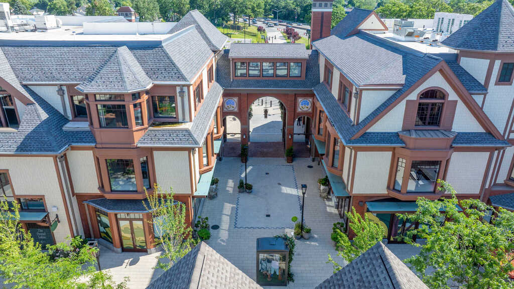 Belmont Park Retail Village - Exterior