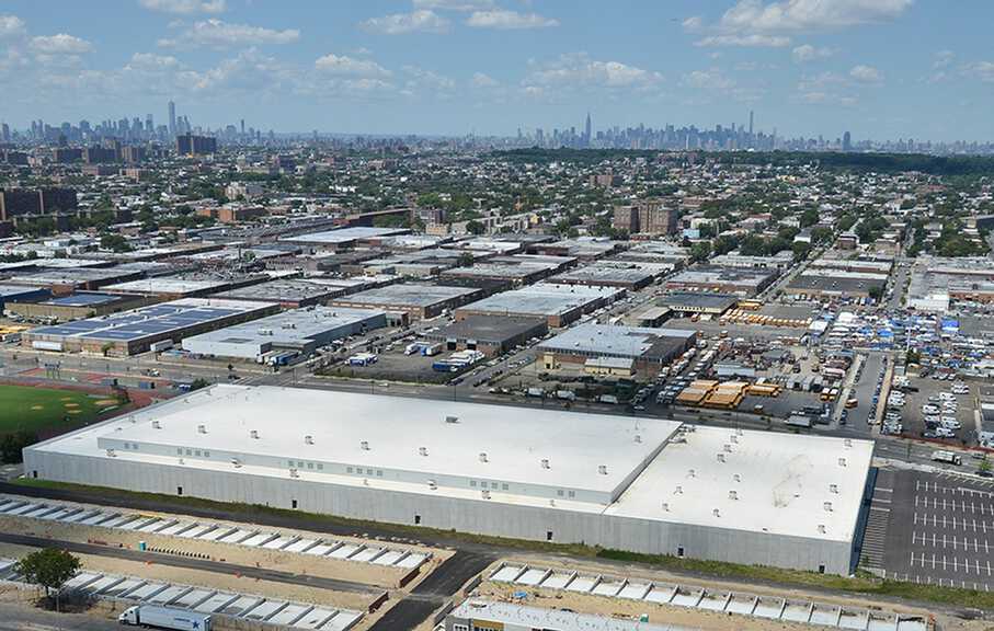 FedEx Brooklyn - Exterior photo of roof