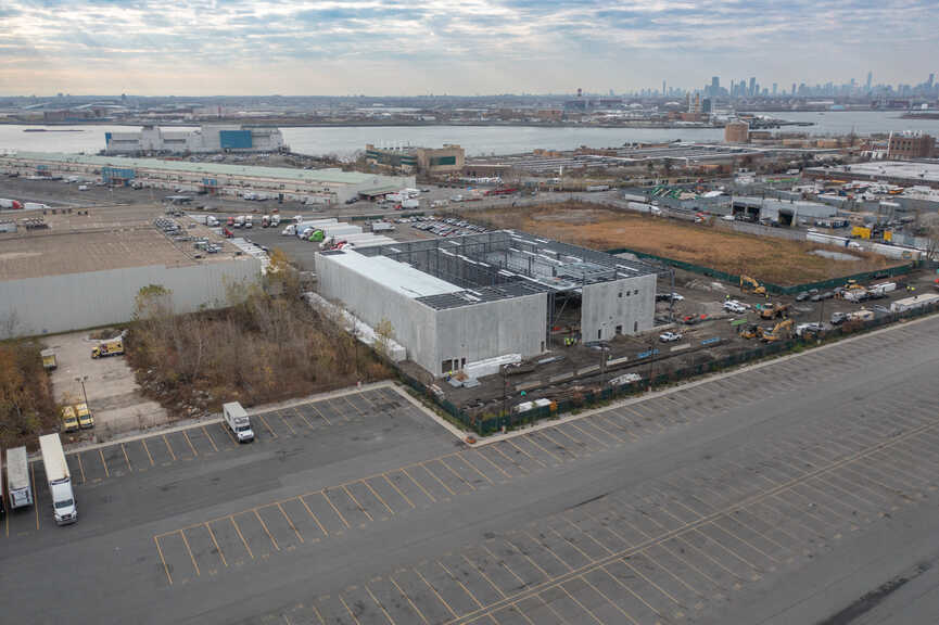 GrowNYC - Aerial photo of construction