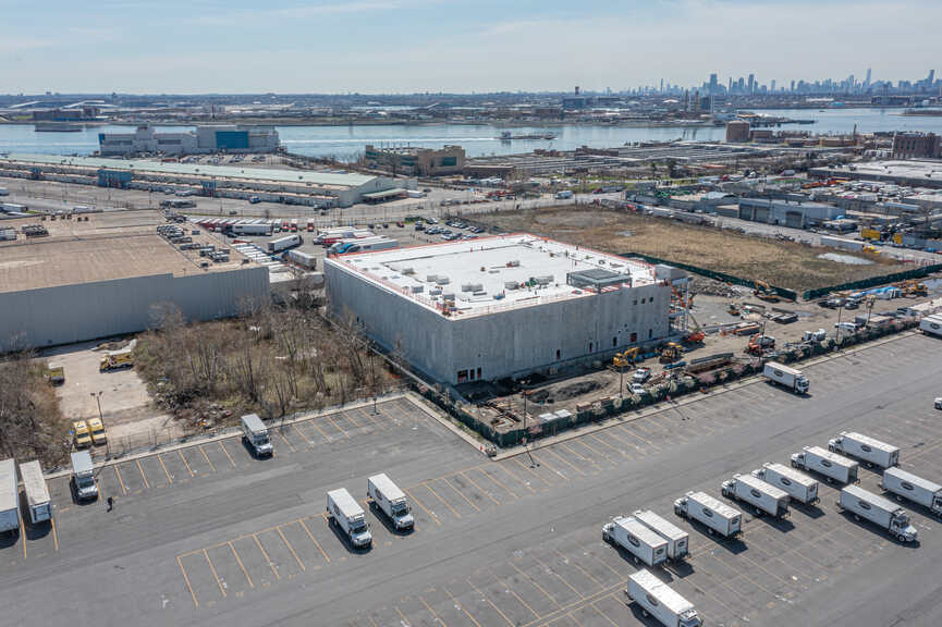 GrowNYC - Aerial photo of construction