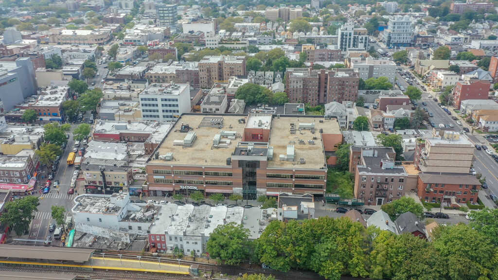 Kings Highway Office Building - Aerial Photo