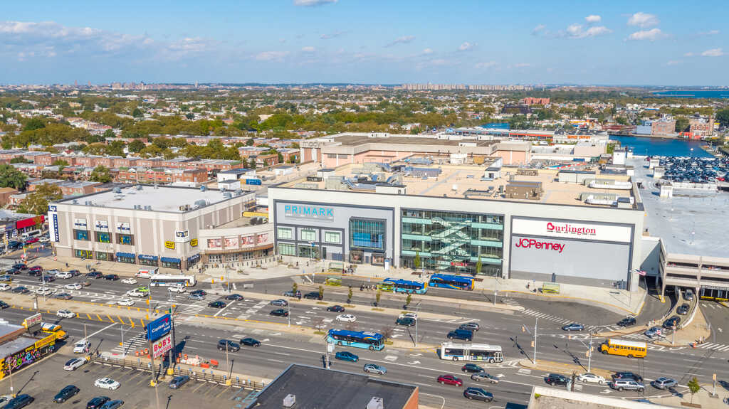 Kings Plaza - Aerial photo of mall complex