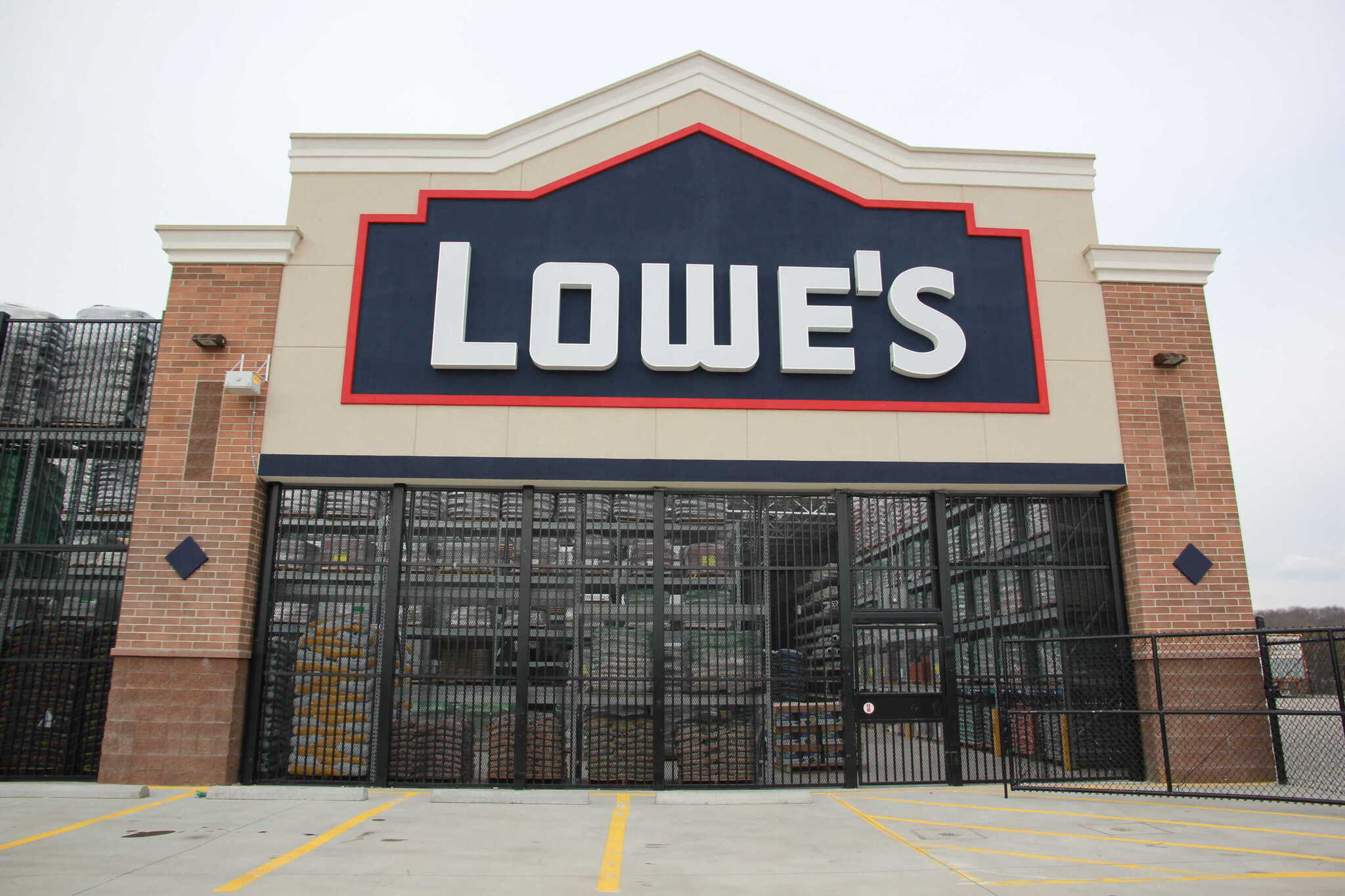 Lowe's Commack, NY General Contractor Aurora Contractors