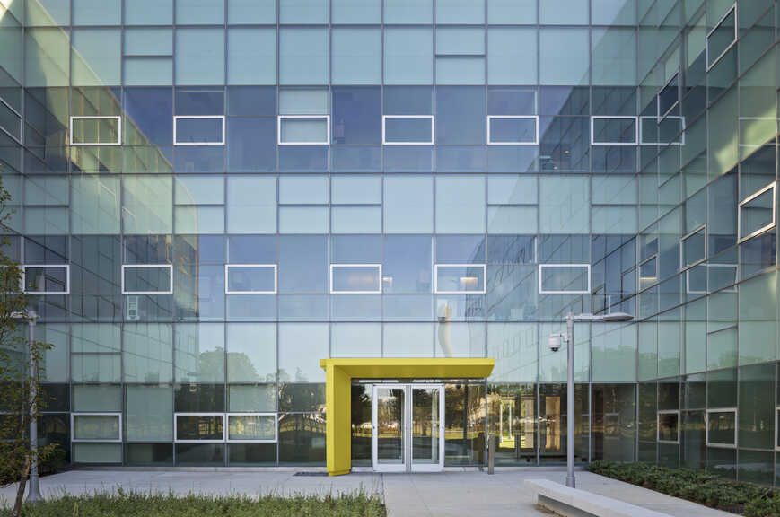 Nassau Community College Life Sciences Building - Exterior photo of Entryway