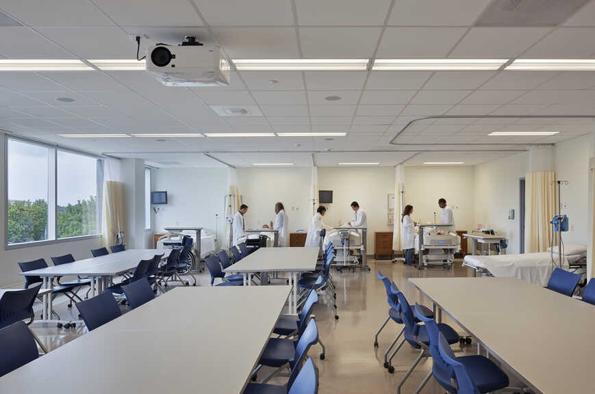 Nassau Community College Life Sciences Building - Interior photo of Lab