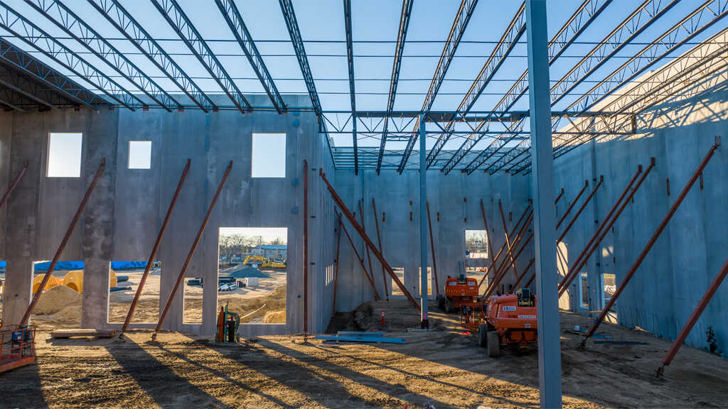 Nassau Logistics Center - Construction