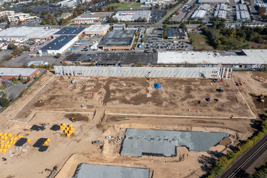 Nassau Logistics Center - Construction