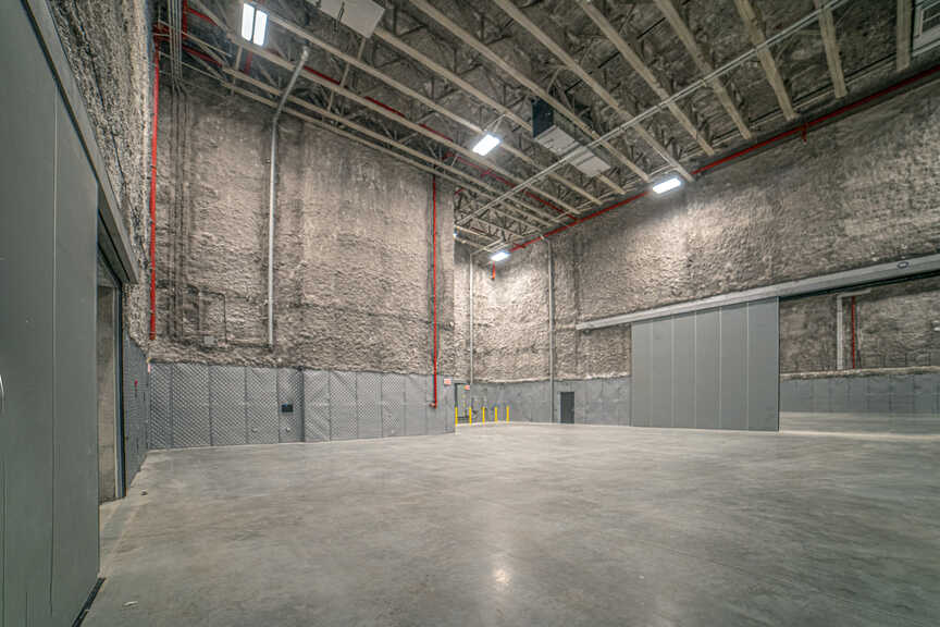Netflix Studios Brooklyn - Interior photo of stage