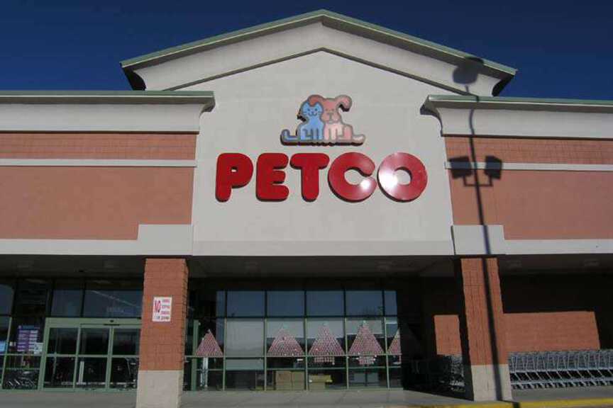 Riverhead Centre - External photo of Petco