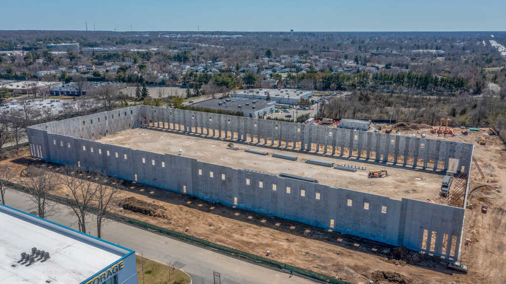 Rockefeller Group Crossways Logistics Center - Construction