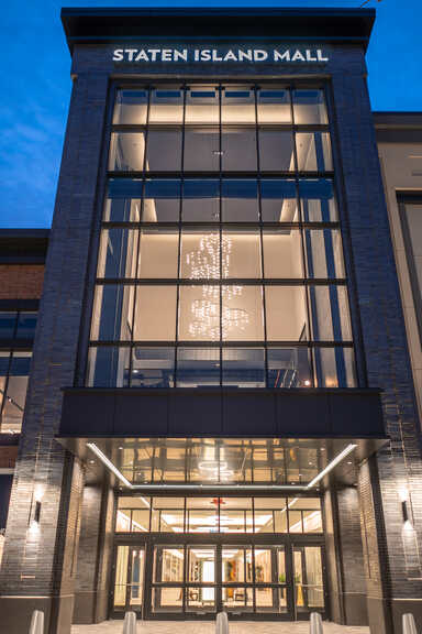 Staten Island Mall - Exterior photo of entrance