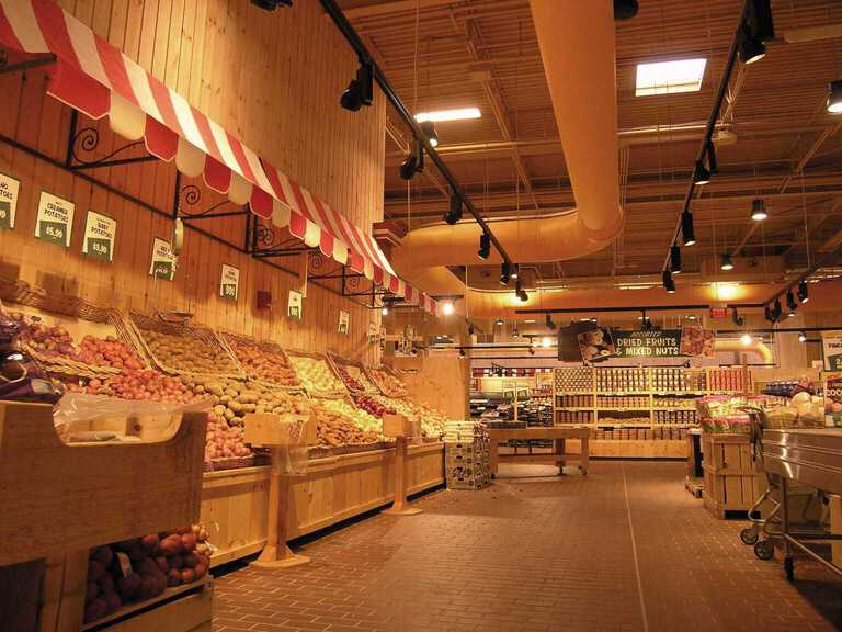 Stew Leonard's - Interior photo of display